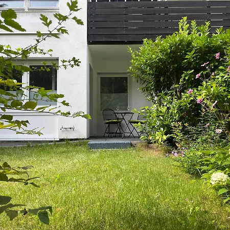 Modern With Garden Near Isar River, Munique