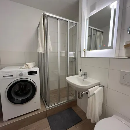 Modern With Garden Near Isar River, * München