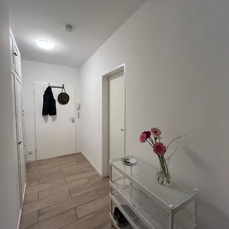 Modern With Garden Near Isar River, Apartman