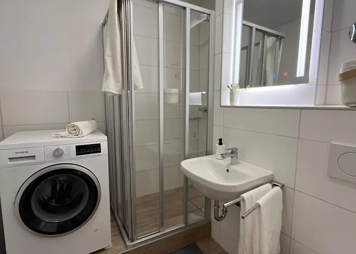 Modern With Garden Near Isar River, * 慕尼黑