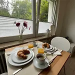 Modern With Garden Near Isar River, Apartment